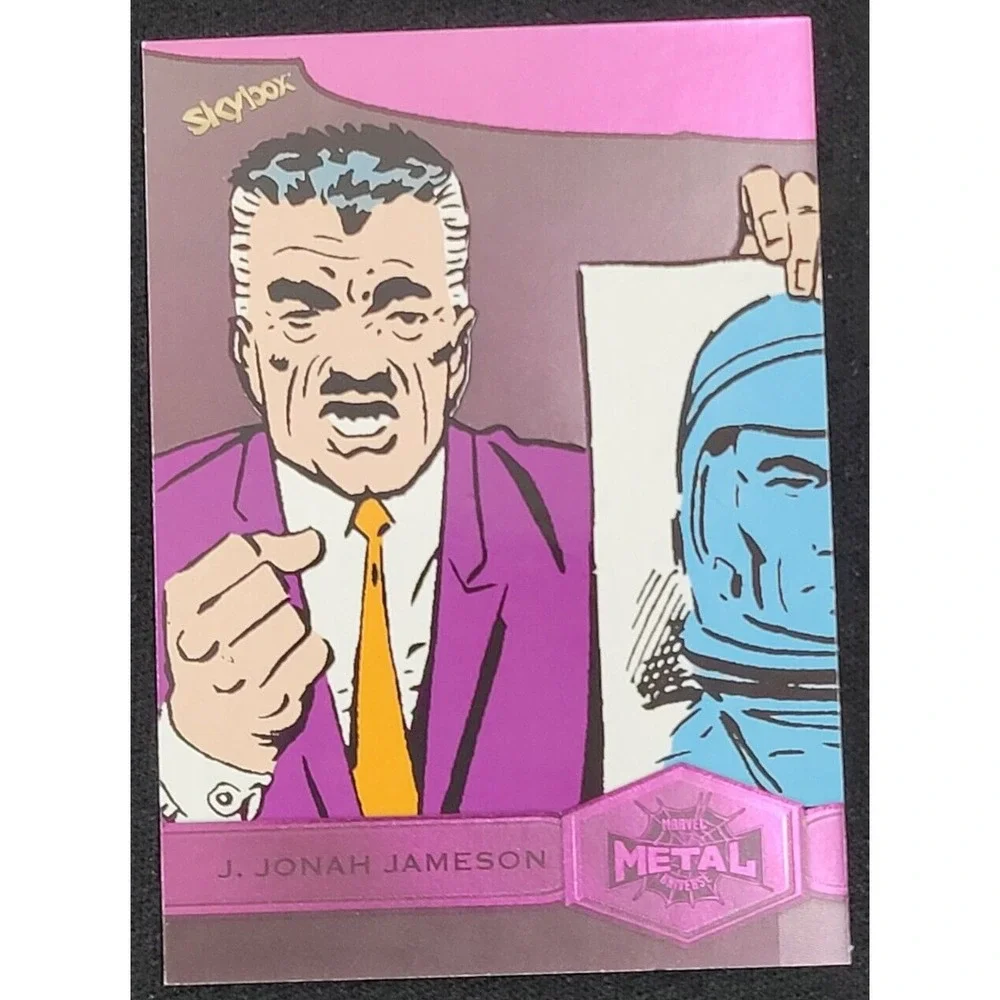 2022 MARVEL METAL UNIVERSE SPIDER-MAN‎ - J. JONAH JAMESON LIGHT FX PINK #D 11/75